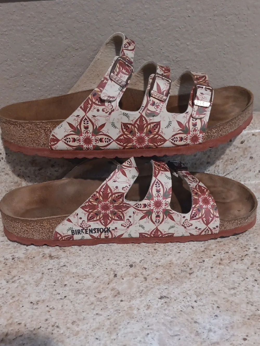 Birkenstock Forida Fresh Triple-Strap Sandals - Picture 6 of 9